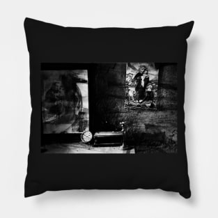 FADE1 Pillow