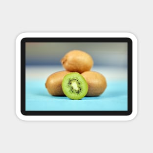 Fresh kiwi fruits Magnet