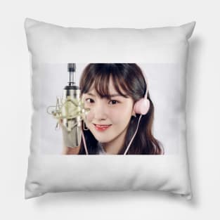 Kim Chaehyun Pillow