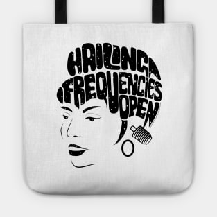 Uhura, Hailing Frequencies Open, Star Trek TOS, Starfield (light backgrounds) Tote