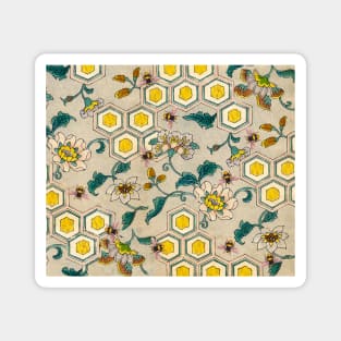 HONEY BEES ,BEEHIVES ,SPRING FLOWERS YELLOW ORANGE GREEN Beekeeping Collection Magnet