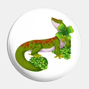 Lucky gecko Pin