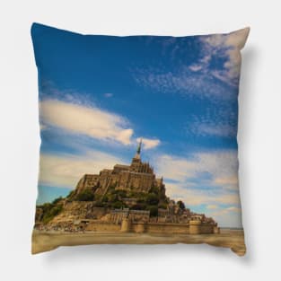 Mont-Saint-Michel Pillow