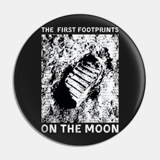 The first footprints on the Moon Black vintage Classic T-Shirt Pin