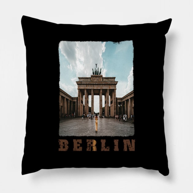 berlin victory column Pillow by teehood