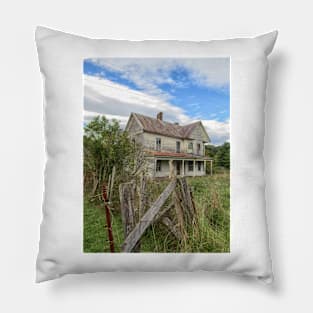 Thistle Barn Pillow