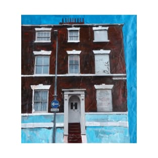 Old House In Hull, England T-Shirt