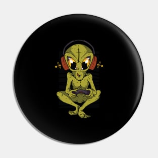 Humor Alien Gamer design, Gaming Tee Gift, Space Lover Pin