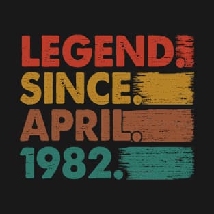 41 Years Old Gifts Legend Since April 1982 41th Birthday T-Shirt