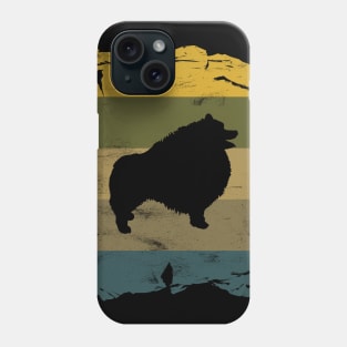 Keeshond Distressed Vintage Retro Silhouette Phone Case