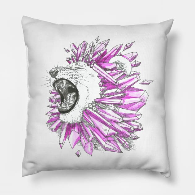 Crystal Lion Pillow by Créa'RiBo