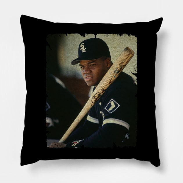 Frank Thomas in Chicago White Sox Pillow by PESTA PORA