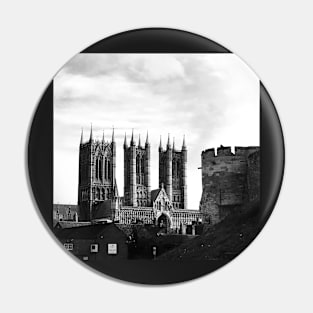 Lincoln - Cathedral & Castle Pin