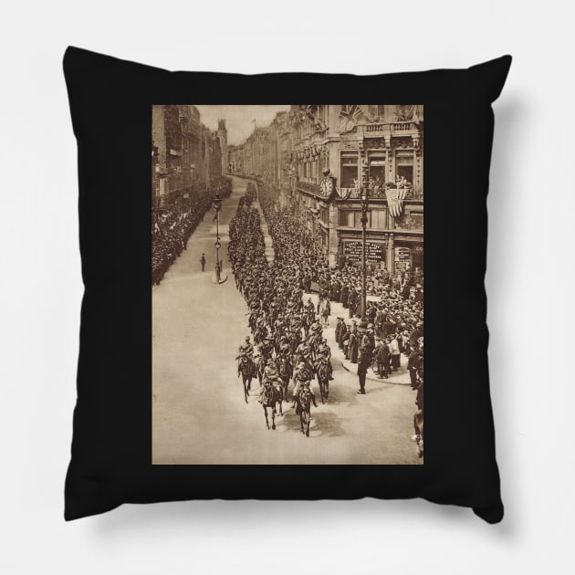 Anzac Day, London, 25 April 1919 Pillow by artfromthepast