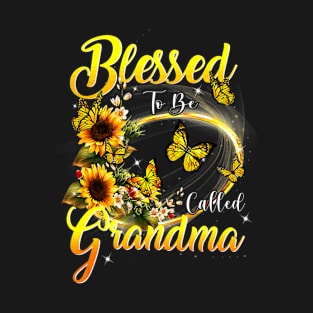 Blessed to be called Grandma Sunflower Lovers T-Shirt