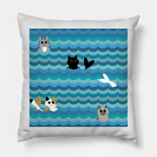 Merkitty Seamless Pattern Pillow