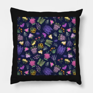 English Cottage Garden on Navy Background Pillow