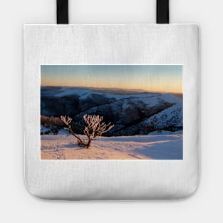 Sunset on the mountainside Tote