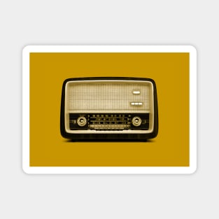 Retro Radio Magnet