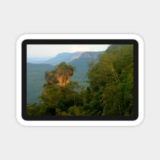 Orphan Rock at Katoomba Magnet