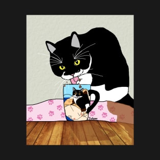 CUTE Tuxedo Cat drink his humans coffee  Copyright TeAnne T-Shirt