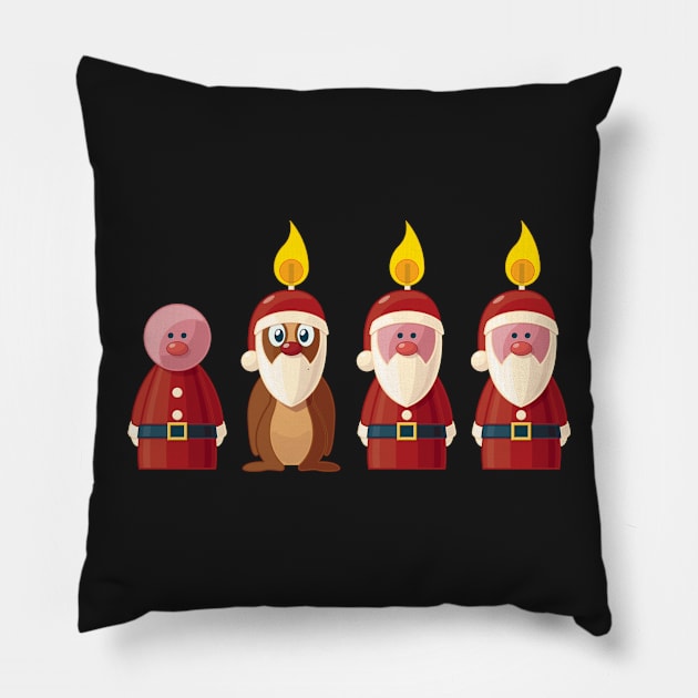 Christmas candles Pillow by Staermose