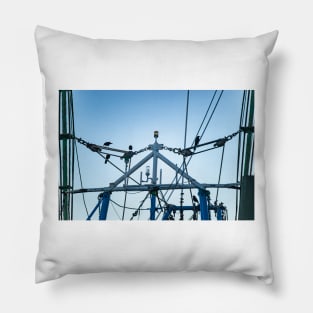 Boat tailed grackle in boat rigging Pillow