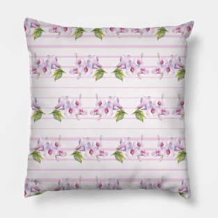 Floral pattern Pillow