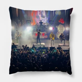 concert new tour 2022 ice ix kills Pillow