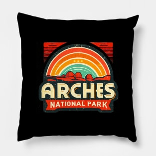 Arches National Park (Utah) Moab Utah Arches Vintage Sunset Pillow