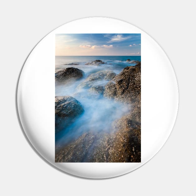 Waves and rocks long exposure Pin by Juhku