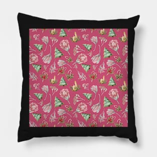 Australian Christmas - A Floral Pattern Pillow