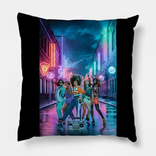 80s teens dancing on the street Pillow