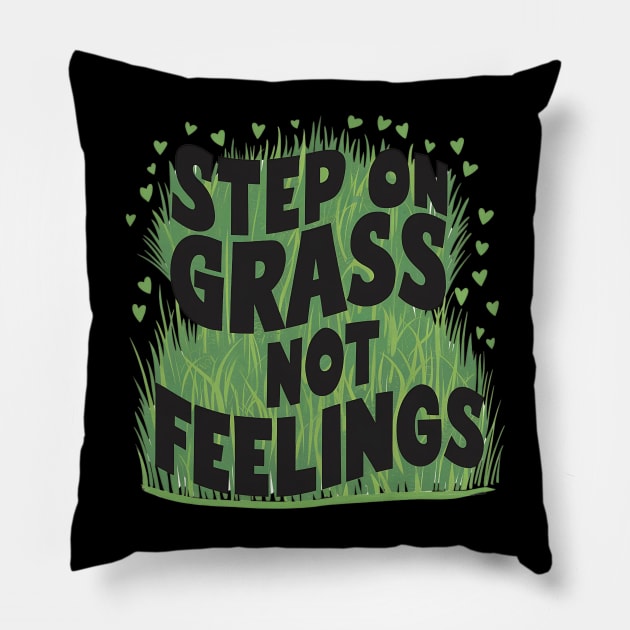 Grass Pillow by NomiCrafts