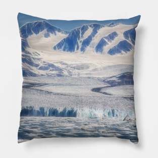 USA. Alaska. Glacier. Mountains. Pillow