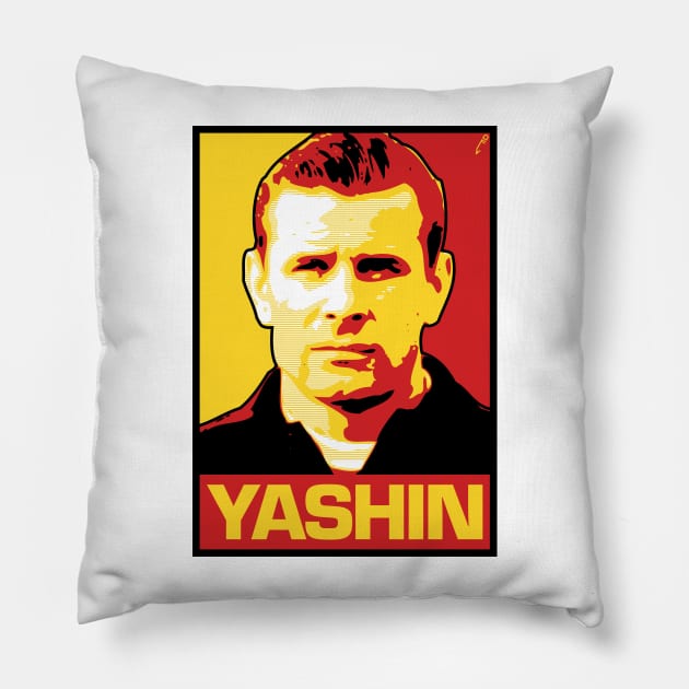 Yashin - SOVIET UNION (RUSSIA) Pillow by DAFTFISH