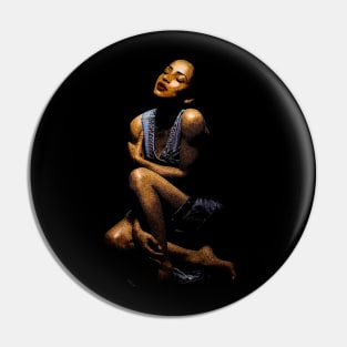 Soul Sade Adu 90s Vintage Pin