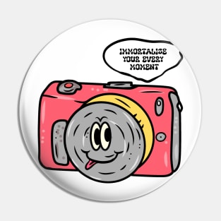 Camera smiley Pin