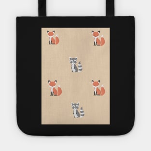 Raccon and fox print pattern Tote