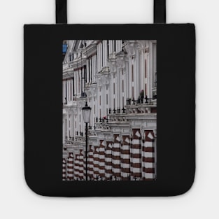 A View of London Victorian Architecture Tote