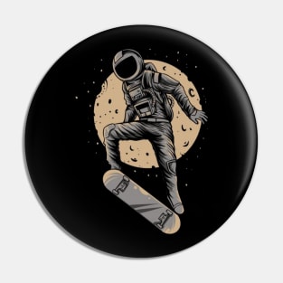 Astronaut skateboard Pin