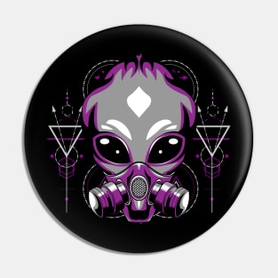 alien head Pin