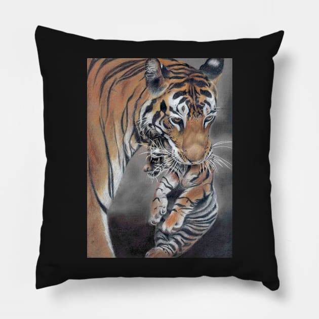 Panthera tigris Pillow by rainetteillus