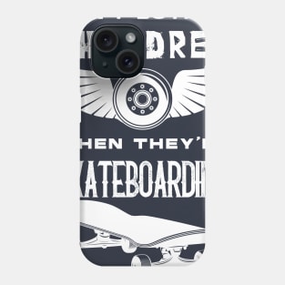 SKATEBOARDING LOVE : don't bother children when they're skateboarding Phone Case