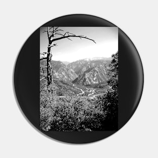 Yosemite in Black and White Pin