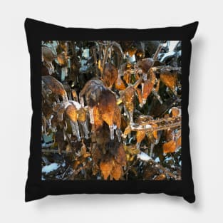 Icicle Leaves Pillow