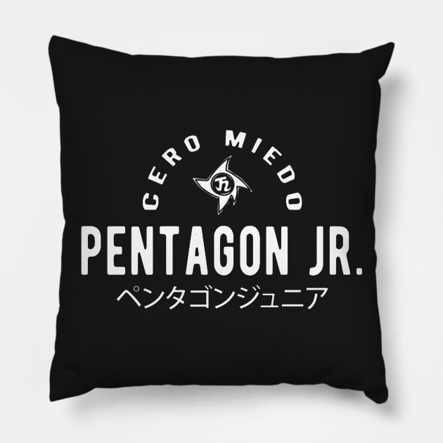 Cero Miedo Pillow by pastilez