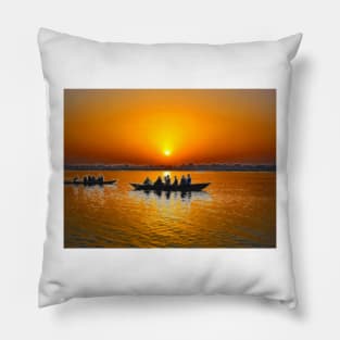 Sunrise on Ganges river, Varanasi, India Pillow