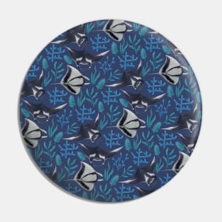 Manta rays Pin