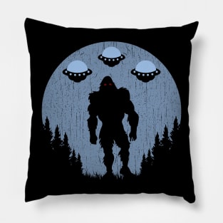 Bigfoot Ufo Abduction Pillow